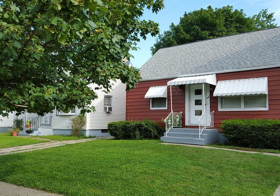 1st image of 241 Heath St