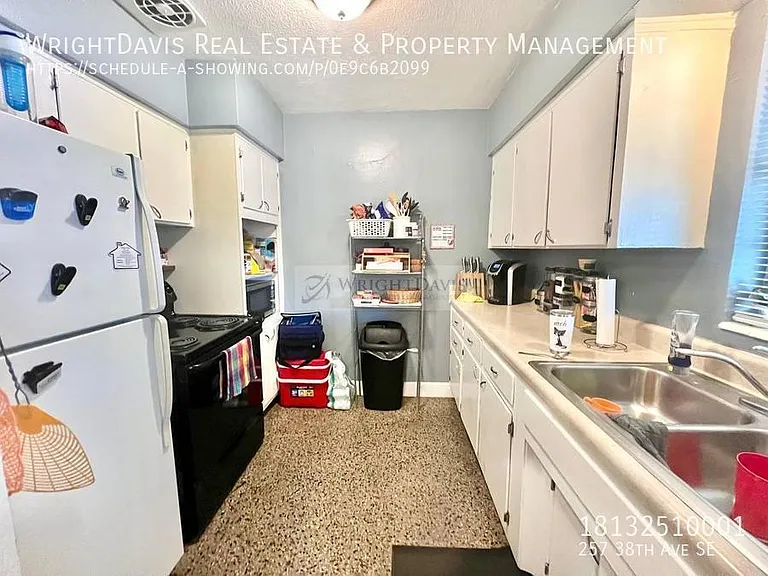 257 38th Ave SE — Photo 7