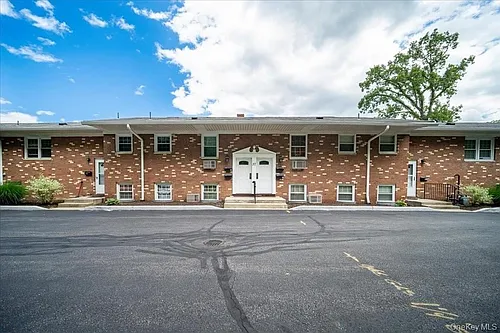 37 Alpine Dr #C Photo 1