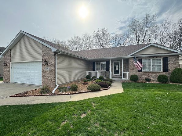 541 Hollyberry Ln
