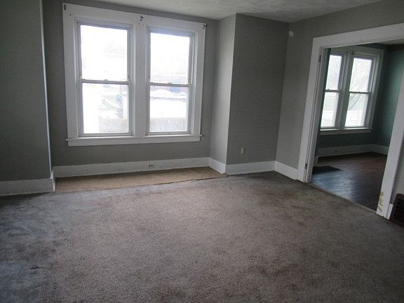3rd image of 232 Maher St