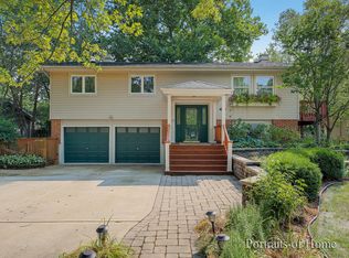 21W241 Hemstead Rd, Lombard, IL 60148