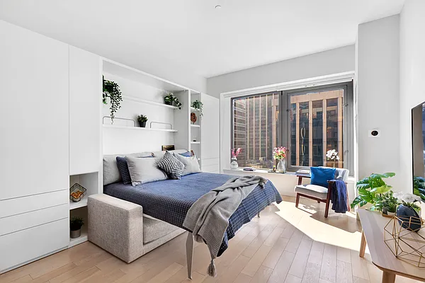 Sold by Douglas Elliman | media 2