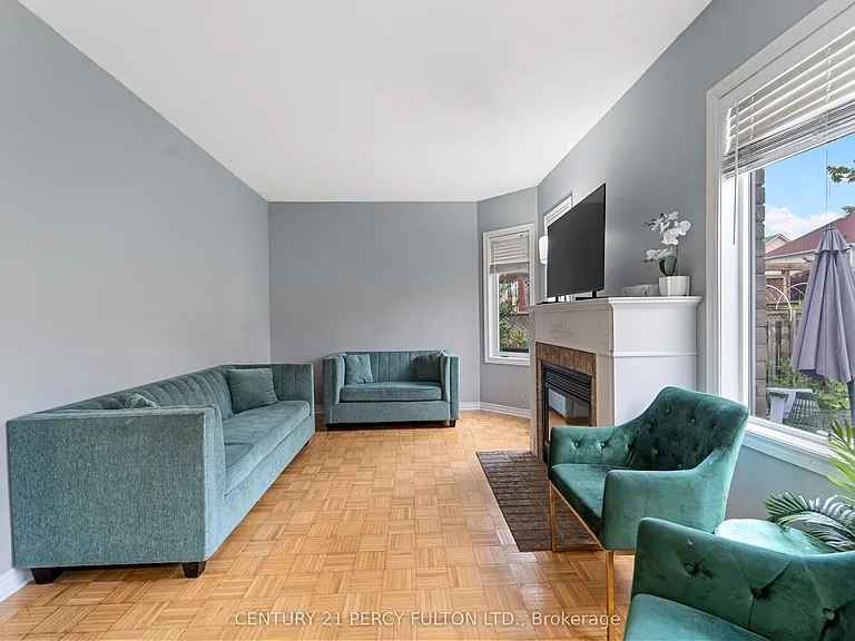 35 Weldon St — Photo 7