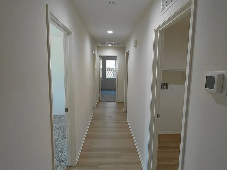 475 Palomino Ct — Photo 20