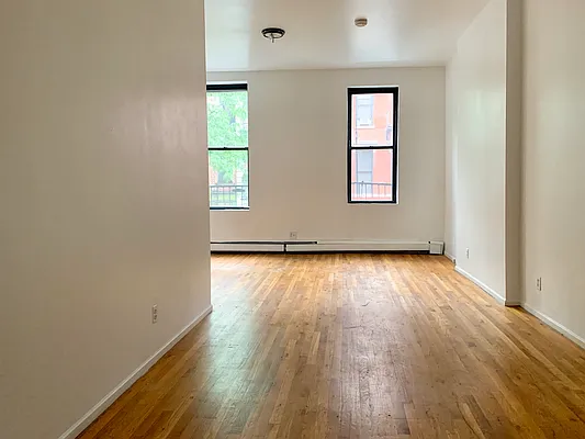 Rented by Dallien Realty Limited Liability Company | media 11