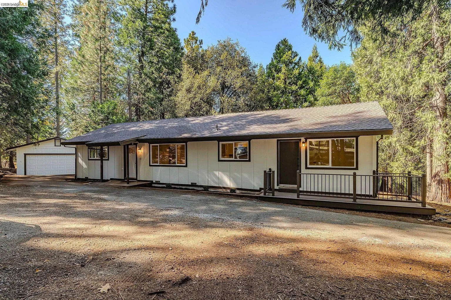 23656 Lightning Ln photo 1