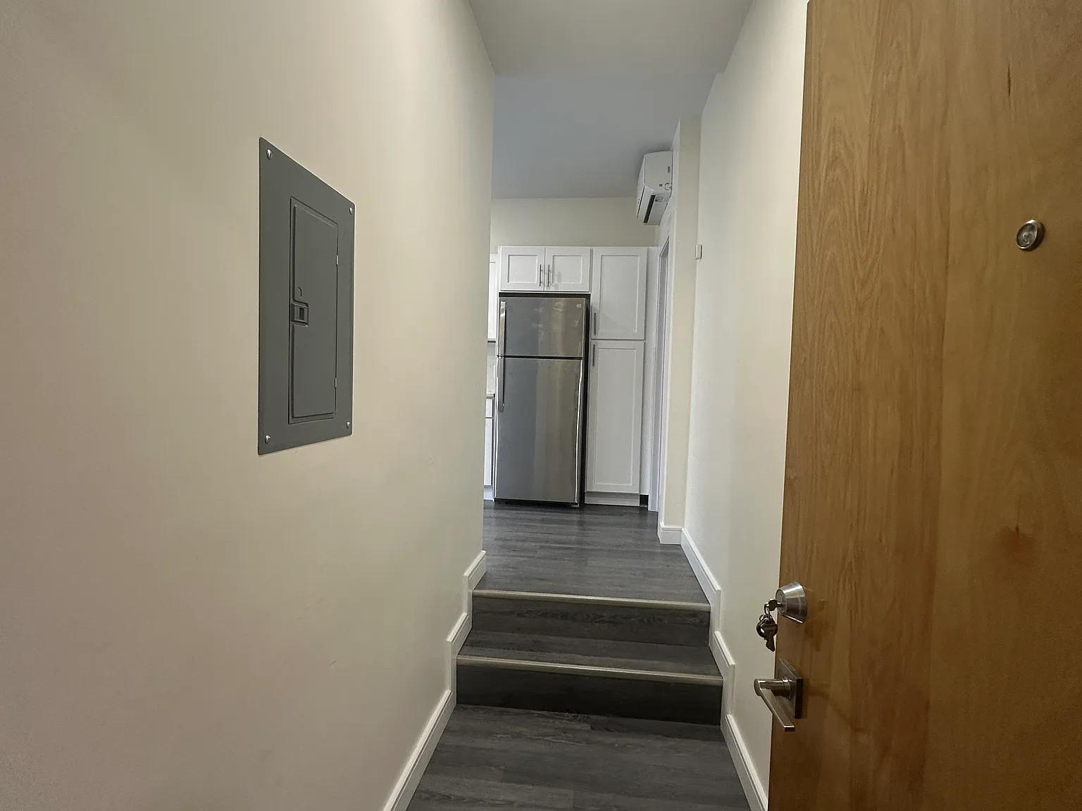 1 bed, 613 sqft, $1,300 — Photo 2