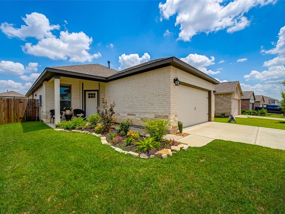 1st image of 3016 Plateau Dr