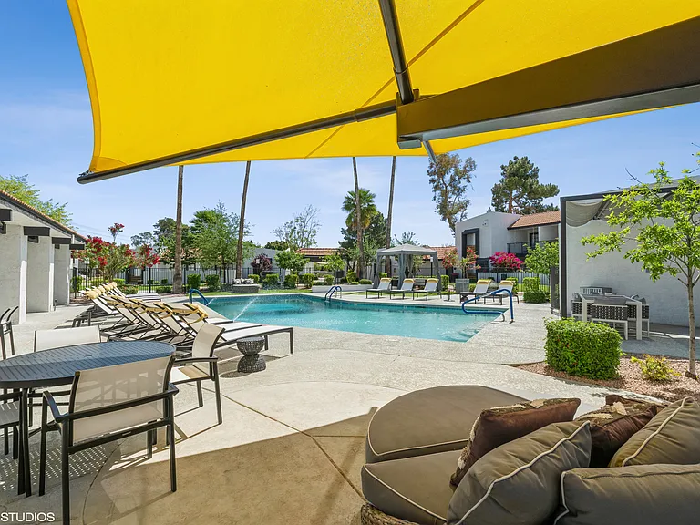 Tempe Vista — Photo 9