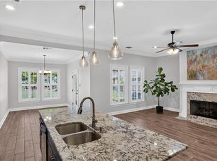 552 Terrace Lake Dr, Covington, LA 70435