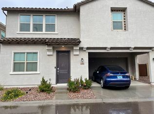 1090 E Marlin Dr, Chandler, AZ 85286