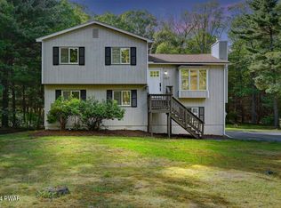 107 Doolan Rd, Dingmans Ferry, PA 18328