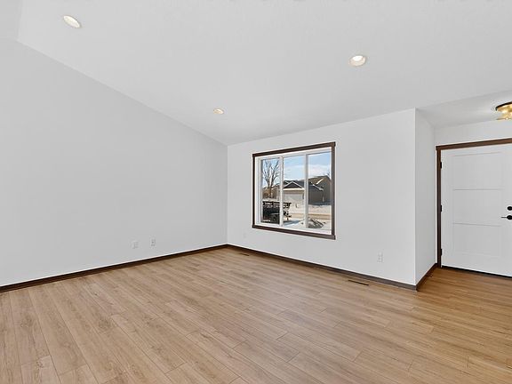 4th image of 6222 Cody Pl NW