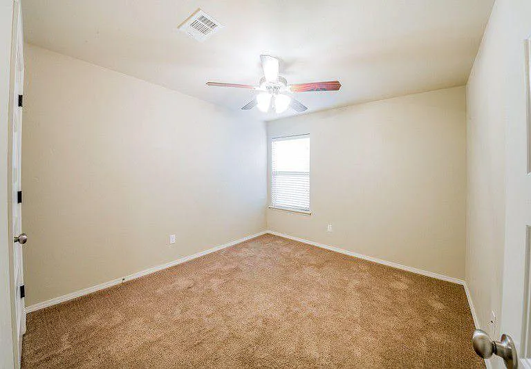 4220 W Prescot Dr — Photo 5