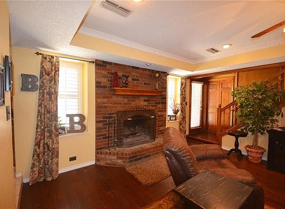 3rd image of 3909 Bowden Hill Ln E