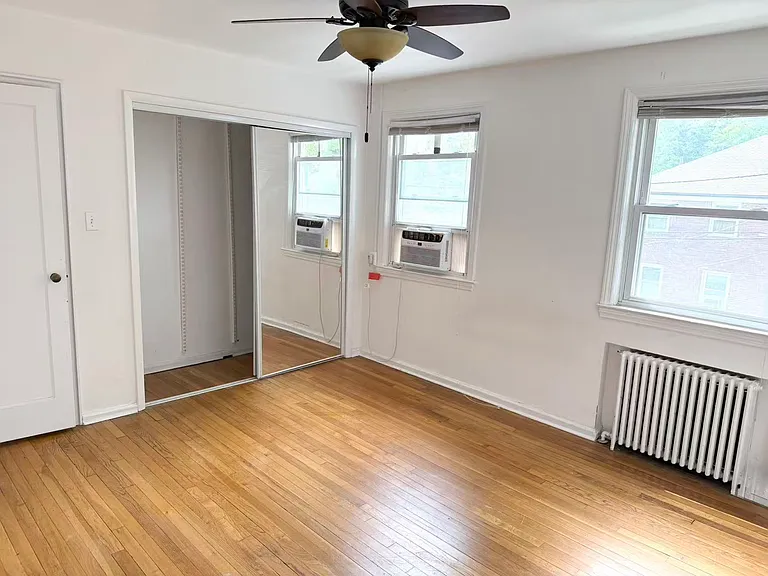 349 Bloomfield Ave — Photo 2