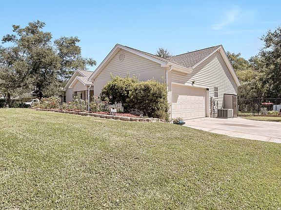 2nd image of 101 Indian Bay Dr