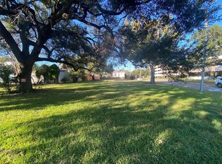 4800 Bellaire Blvd, Bellaire, TX 77401