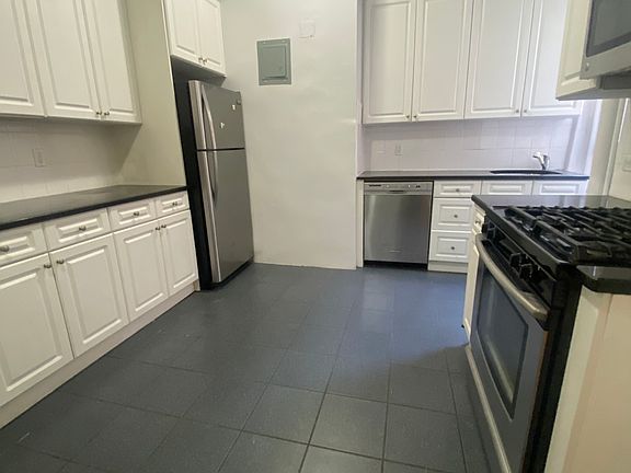 5th image of 2586 Broadway #10E