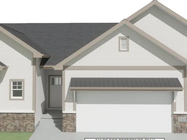 1832 Sycamore St, Council Bluffs, IA 51503