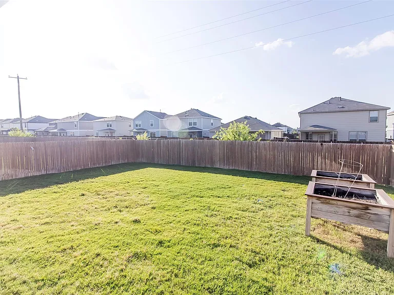 1209 Nokota Bnd — Photo 27