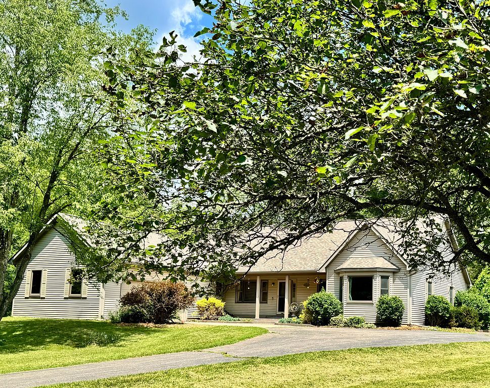 1171 Waterside Ln - Property Image