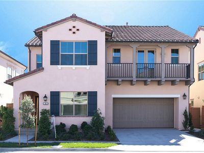 142 Hyperion, Irvine, CA, 92618