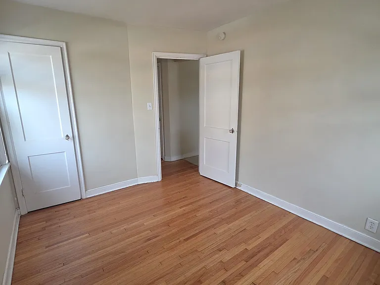 2056 Bayard Ave #1 — Photo 16