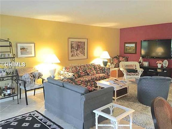 3rd image of 262 S Sea Pines Dr #1674