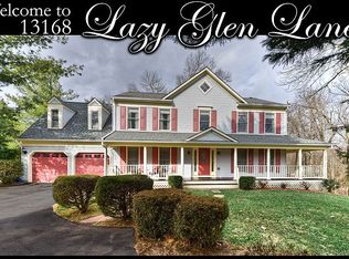13168 Lazy Glen Ln, Herndon, VA 20171