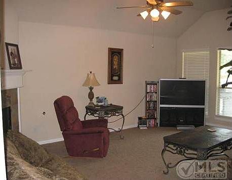 3rd image of 1236 Litchfield Ln