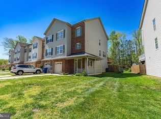 398 Cambridge Pl, Prince Frederick, MD 20678