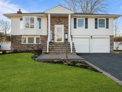2 Wendy Lane, East Northport, NY, 11731