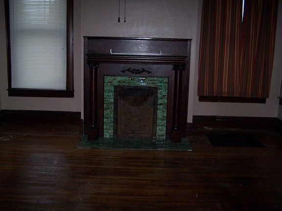 5th image of 1714 5th St