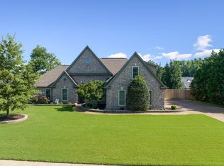 6572 Royal King Dr, Bartlett, TN 38135