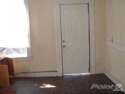 3rd image of 3120-3122 Arsenal St