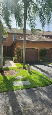 1599 Veracruz Ln — Photo 1