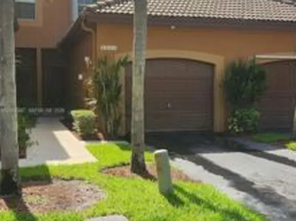 1599 Veracruz Ln, Fort Lauderdale, FL 33327