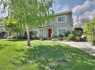 420 Fernbridge Pl, Novato, CA 94947