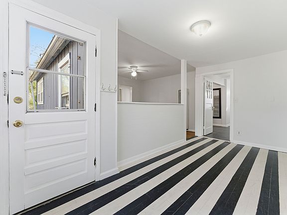 3rd image of 295 Elmira Pl NE APT C