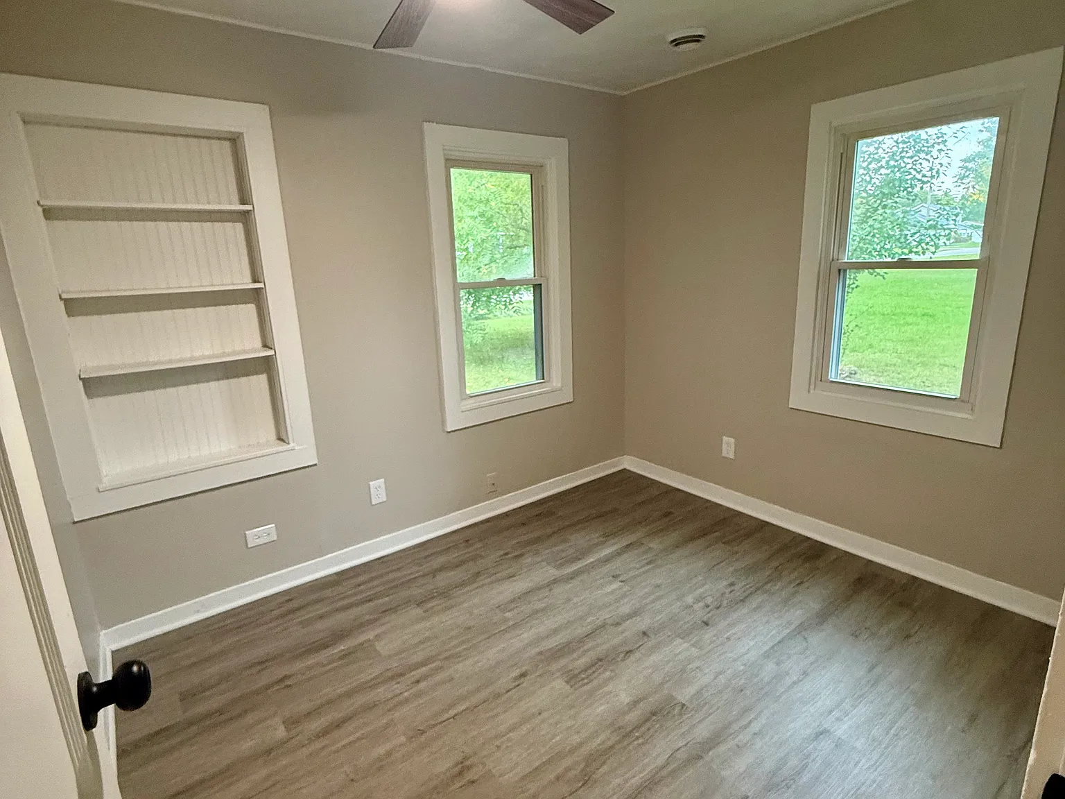 2 bed, 989 sqft, $1,450 — Photo 3
