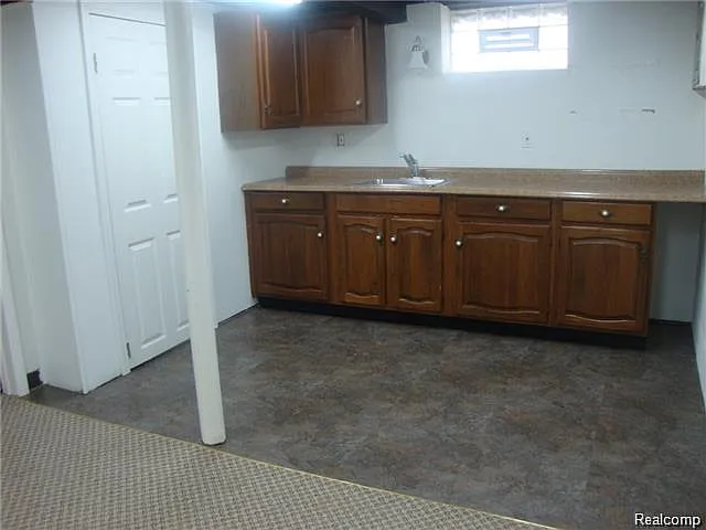 7535 Republic Ave — Photo 12