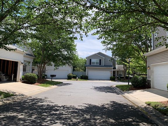 4th image of 9170 Meadowmont View Dr