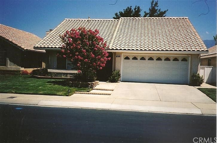 1st image of 5851 Oakmont Dr