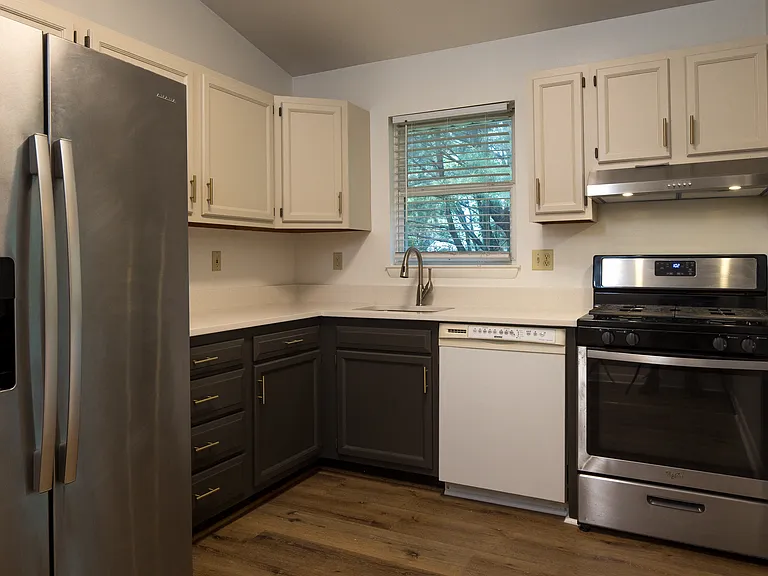 8 Upman Ct — Photo 5