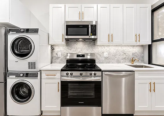 Kitchen, photo 1