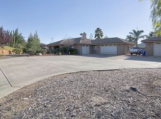15467 Rainbird Road, Ramona, CA 92065