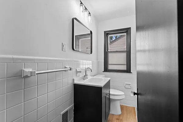 18580 Washtenaw St — Photo 10