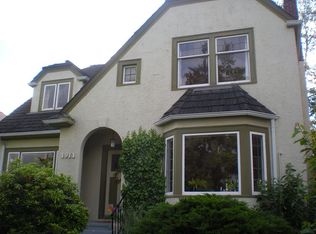 1911 33rd Ave S, Seattle, WA 98144